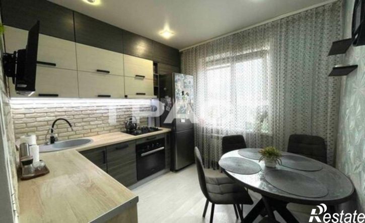 3-комн квартира ул Папова, 10,  д. 10