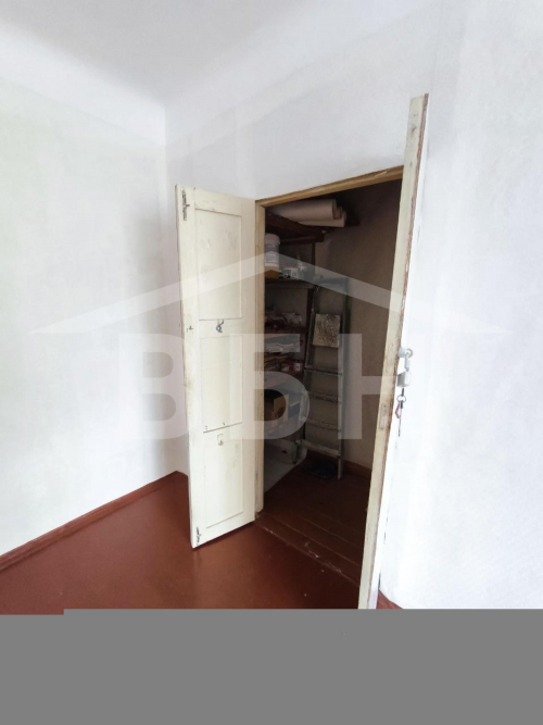 Продажа 2-комн квартиры Моисеева улица, 1
