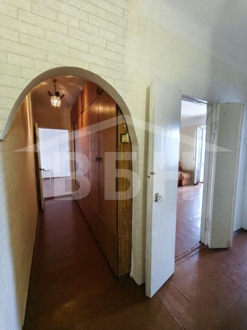 Продажа 2-комн квартиры Моисеева улица, 1