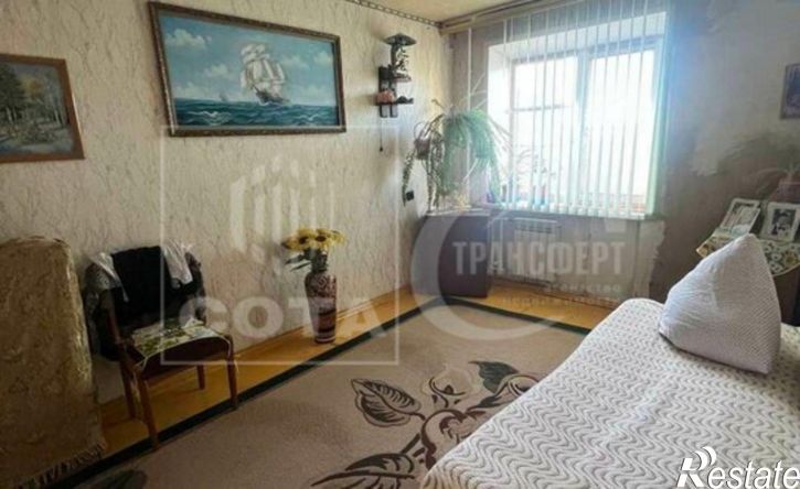 3-комн квартира улица Артамонова, 40,  д. 40