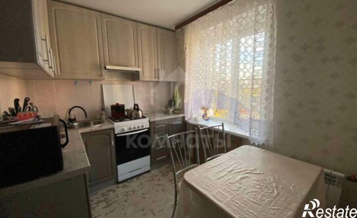 3-комн квартира улица Хользунова, 35,  д. 35