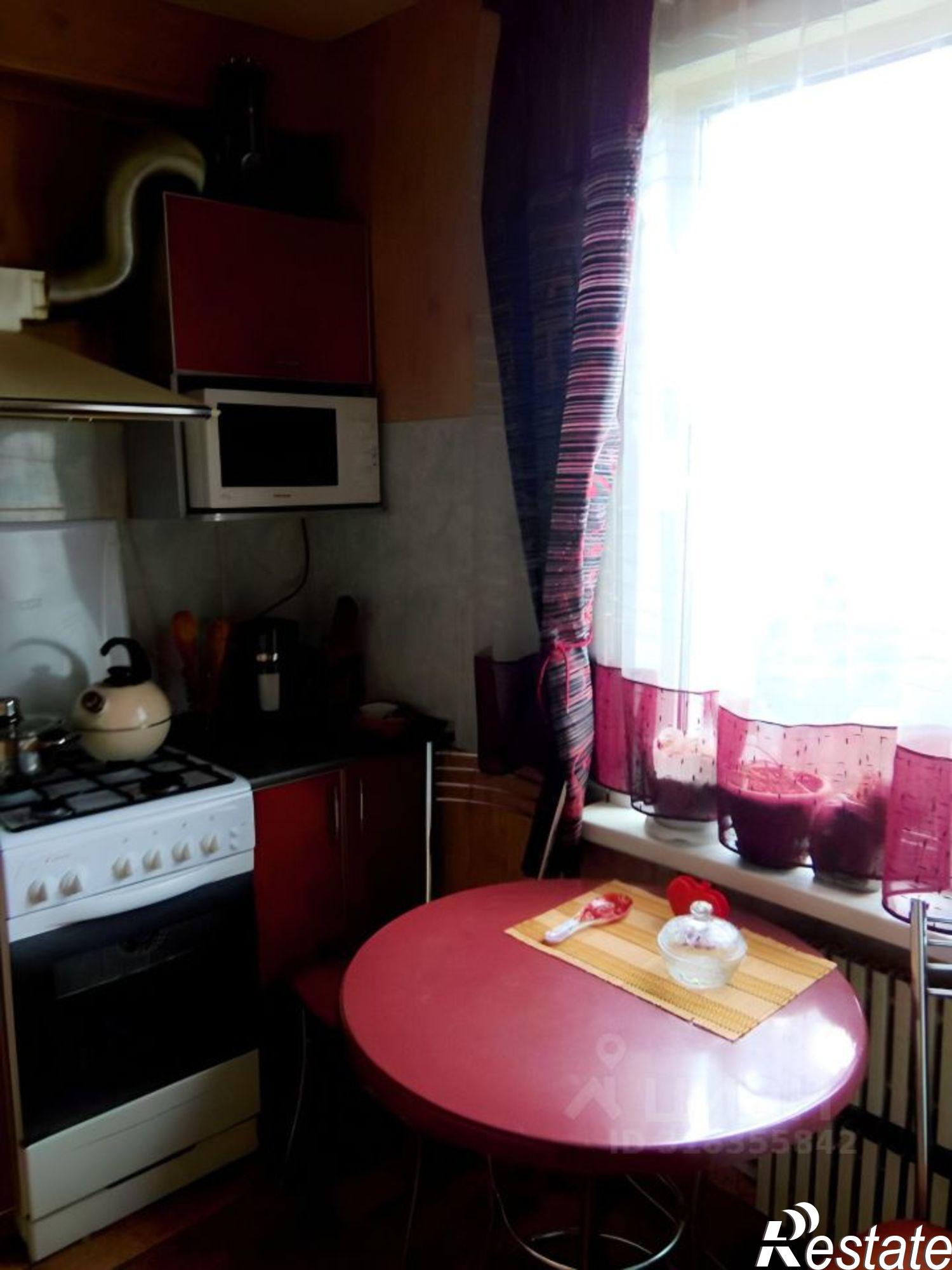 Сдать квартиру за 23 000 рублей на улица Героев Сибиряков, 36