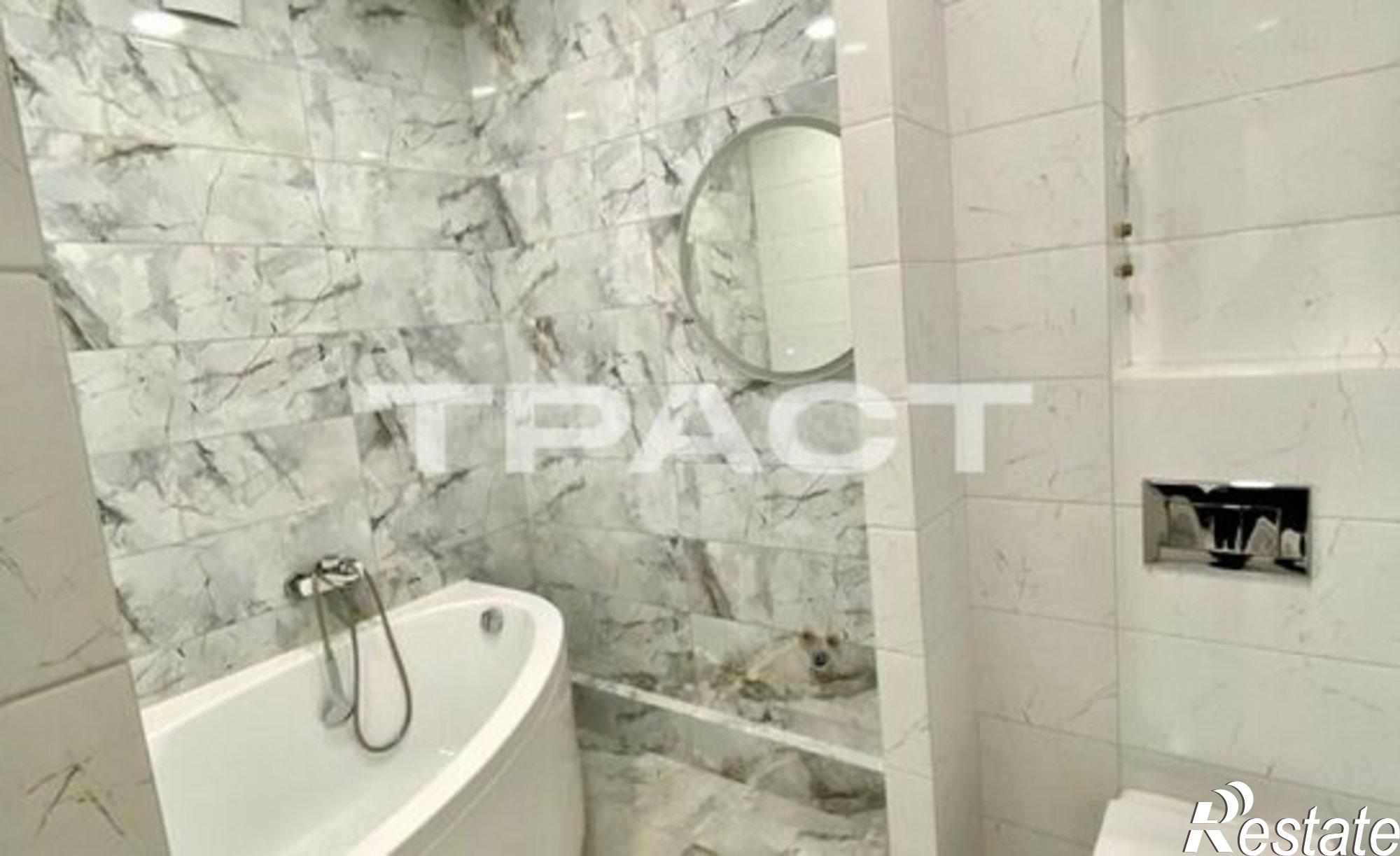 Купить квартиру за 8 900 000 рублей на ул Академика Конопатова, 11/1