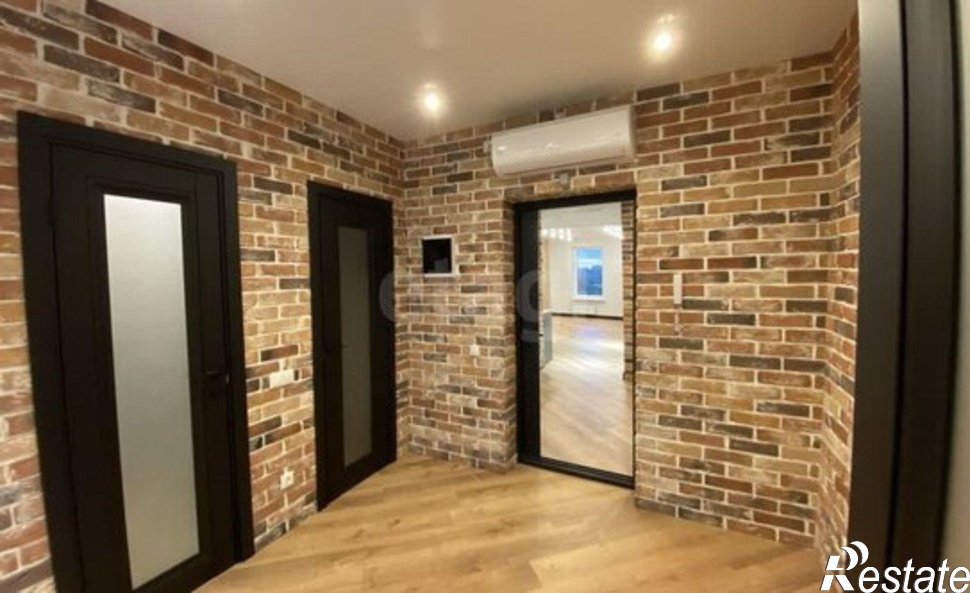 Купить квартиру за 12 400 000 рублей на ул Ворошилова, 1