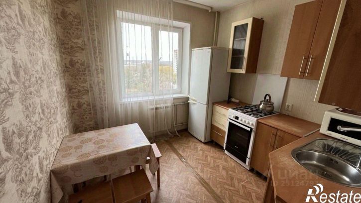 3-комн квартира ул Защитников Родины, 1а,  д. 1а