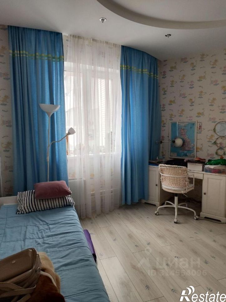 3-комн квартира проспект Патриотов, 1Д,  д. 1Д