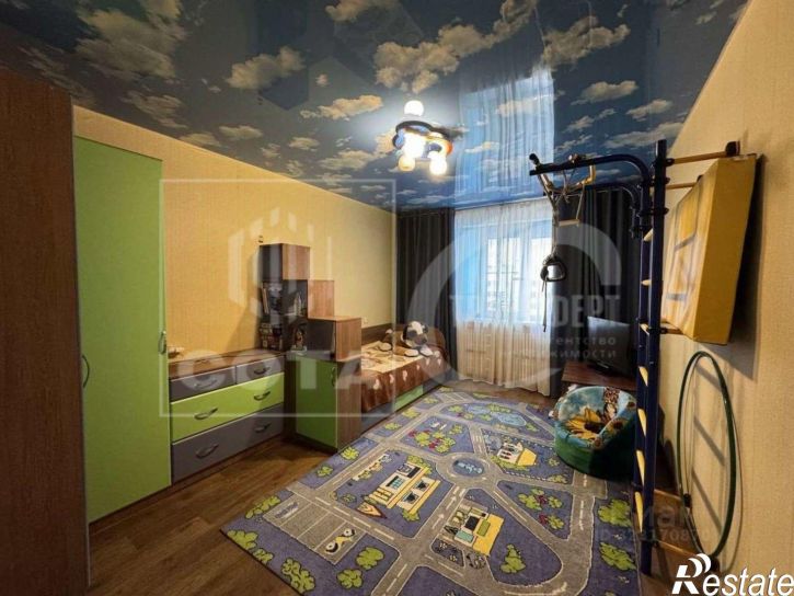 3-комн квартира улица 9 Января, 241/9,  д. 241/9