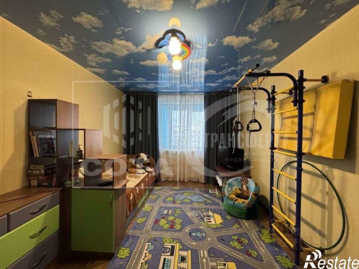 3-комн квартира улица 9 Января, 241/9,  д. 241/9