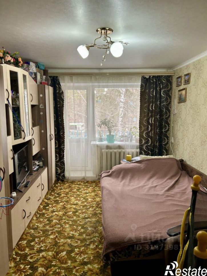 2-комн квартира улица Защитников Родины, 12,  д. 12