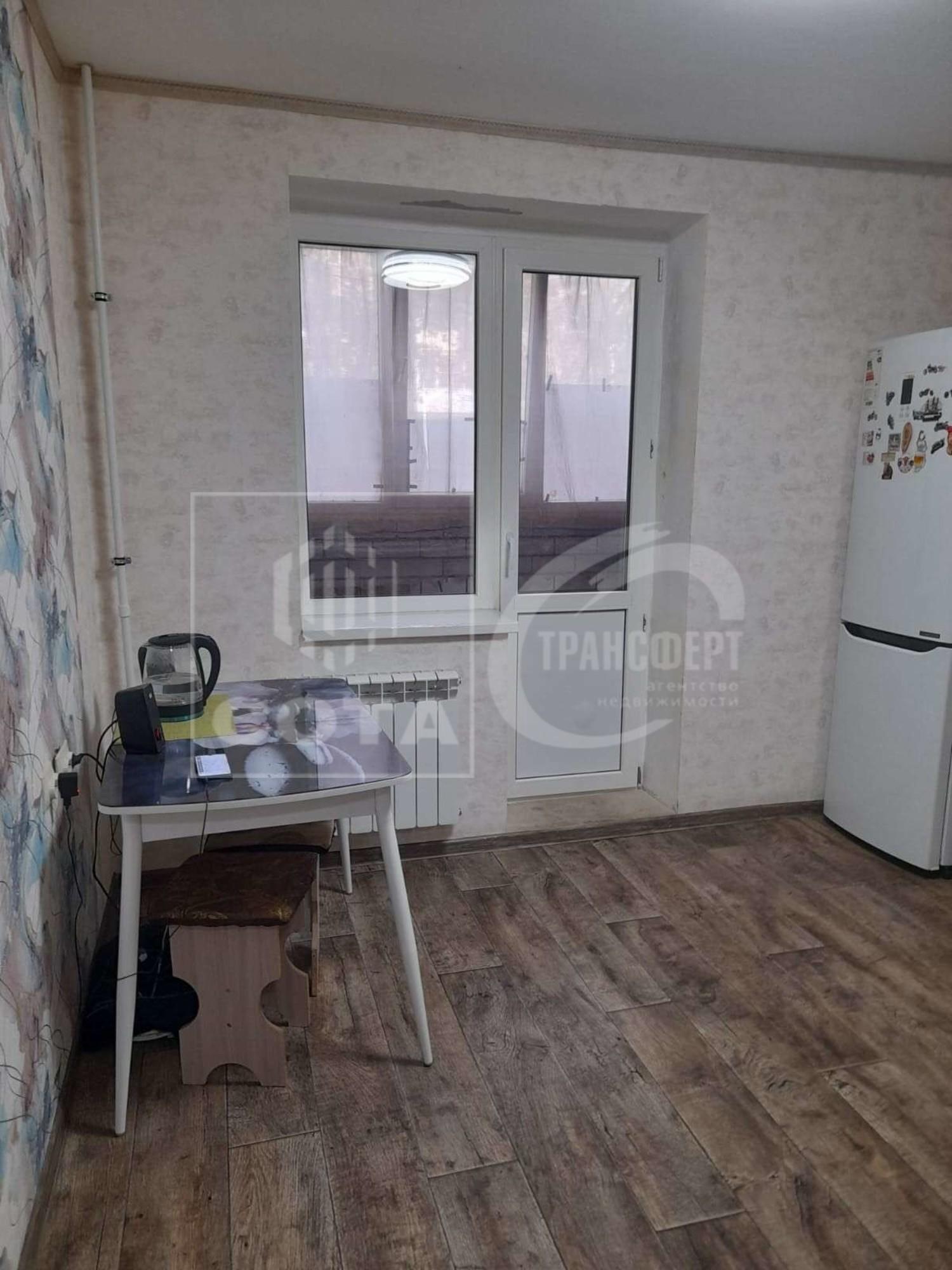 Купить квартиру за 4 200 000 рублей на Артамонова улица, 38В