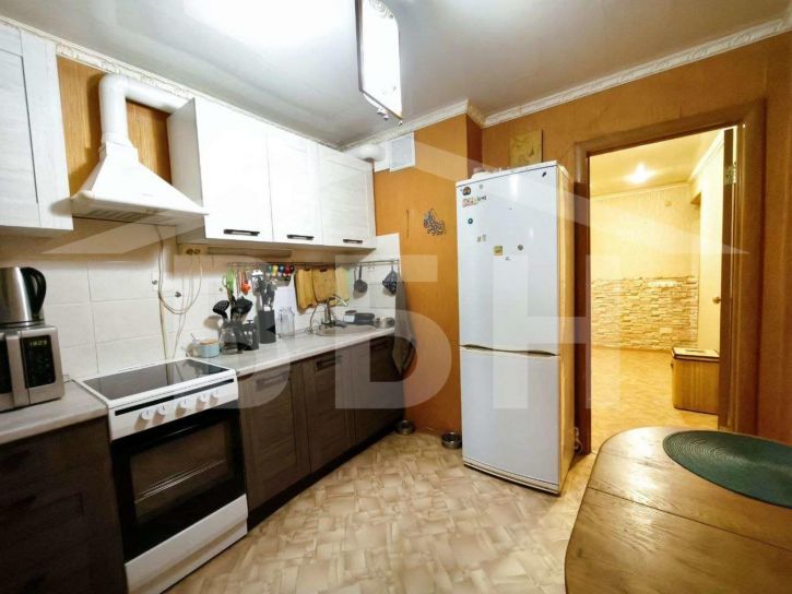 3-комн квартира Революции 1905 года улица, 40