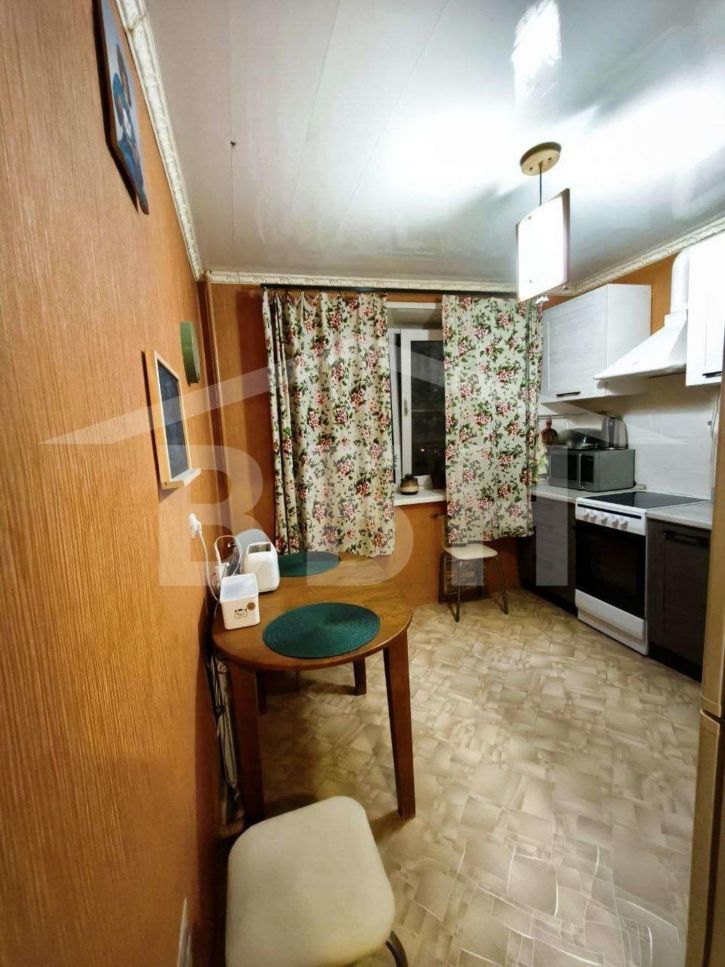 3-комн квартира Революции 1905 года улица, 40