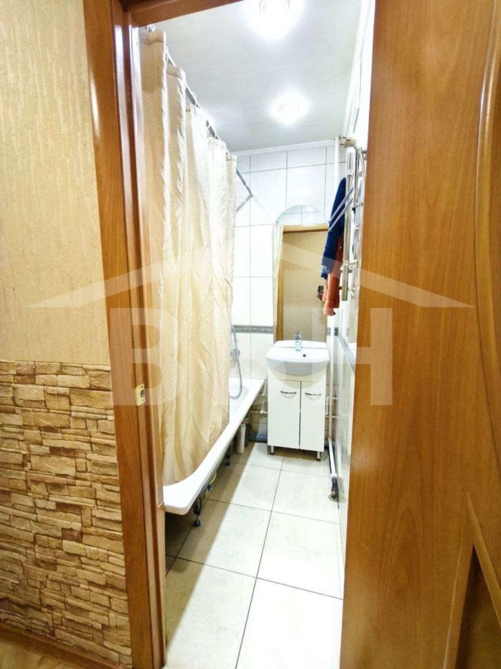 3-комн квартира Революции 1905 года улица, 40