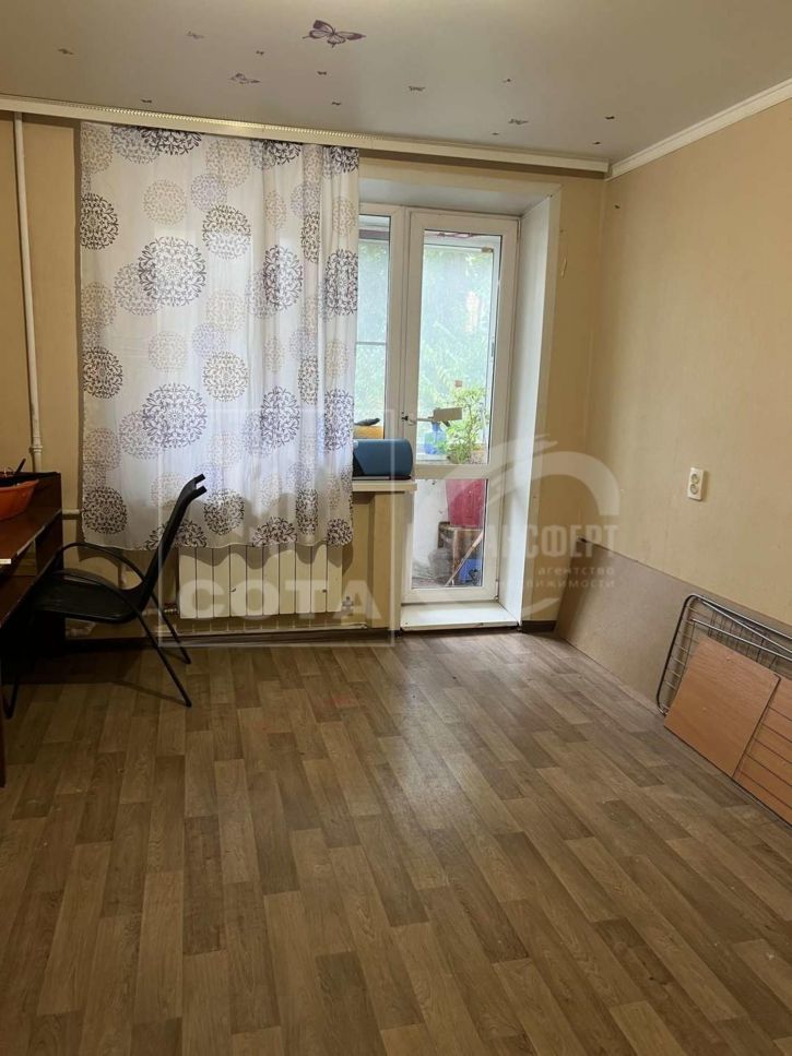 3-комн квартира Остужева улица, 28