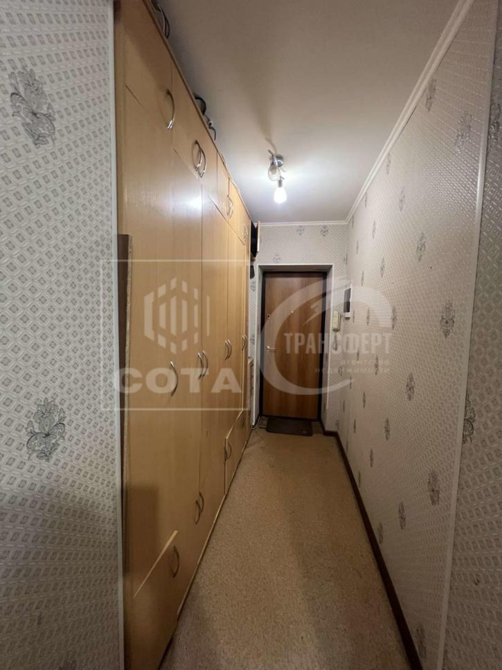 3-комн квартира Остужева улица, 28