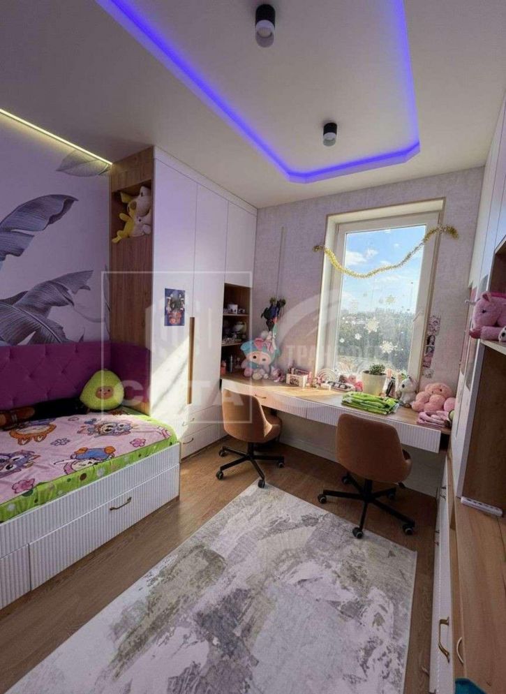 3-комн квартира Олимпийский жилой массив, 17