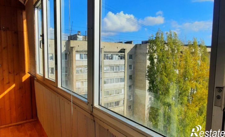 3-комн квартира улица Лётчика Колесниченко, 31,  д. 31