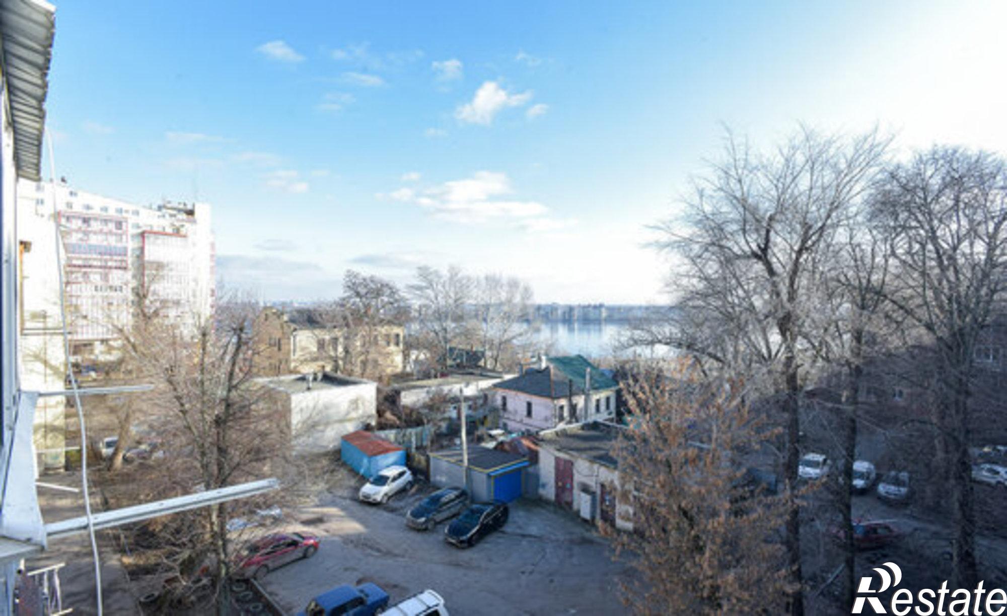 Купить квартиру за 4 850 000 рублей на улица Таранченко, 31