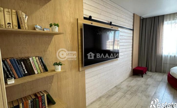 3-комн квартира улица Революции 1905 года, 80Г,  д. 80Г