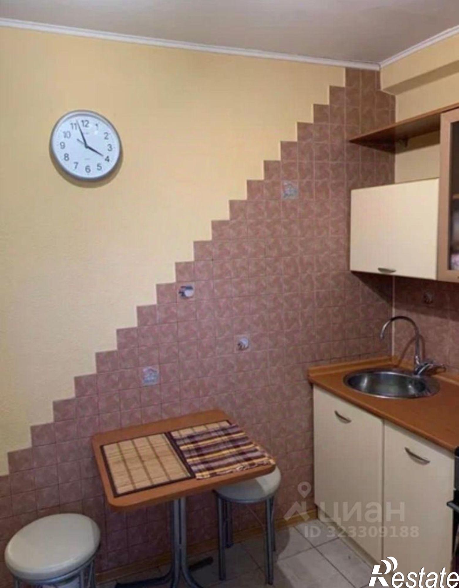 Сдать квартиру за 18 000 рублей на улица Желябова, 17