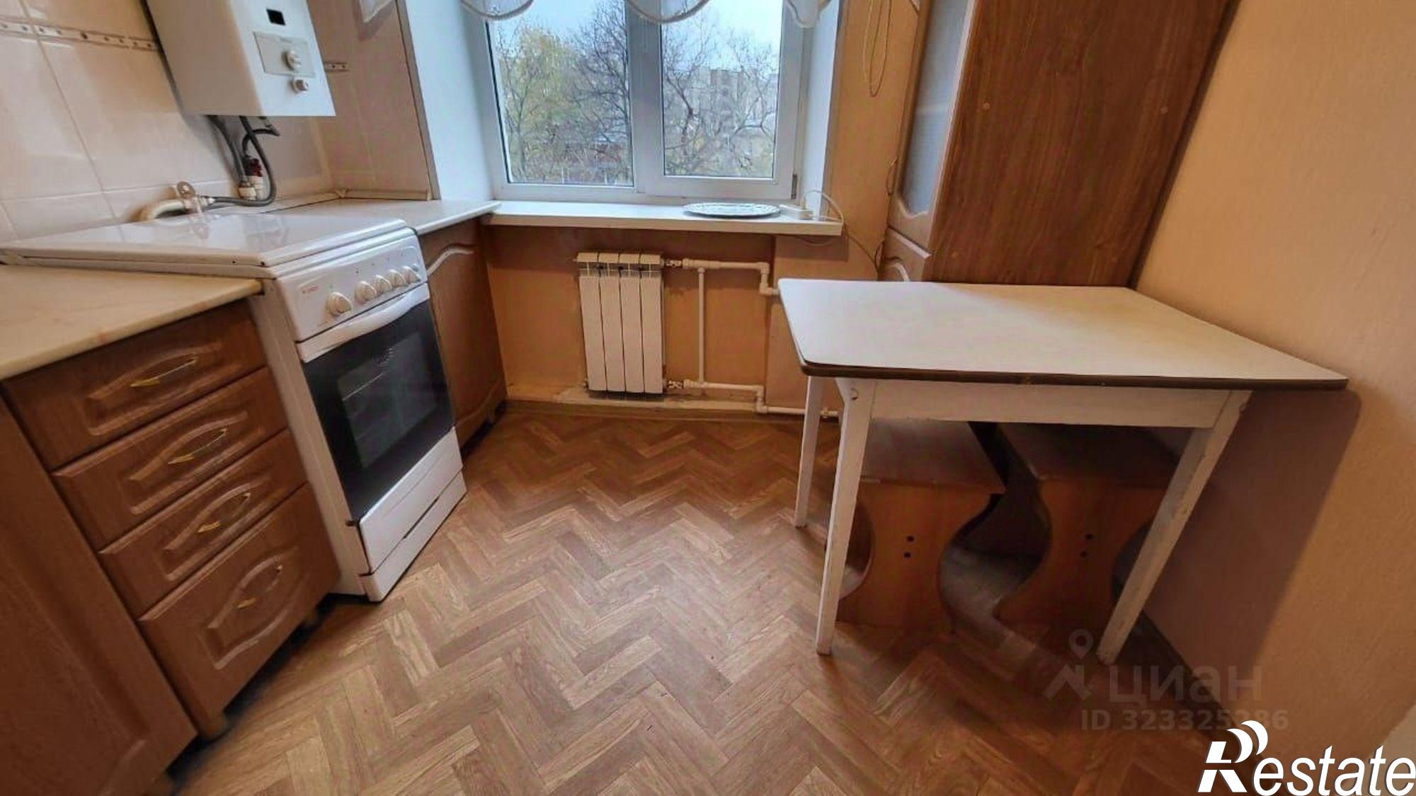 Сдать квартиру за 25 000 рублей на площадь Ленина, 4