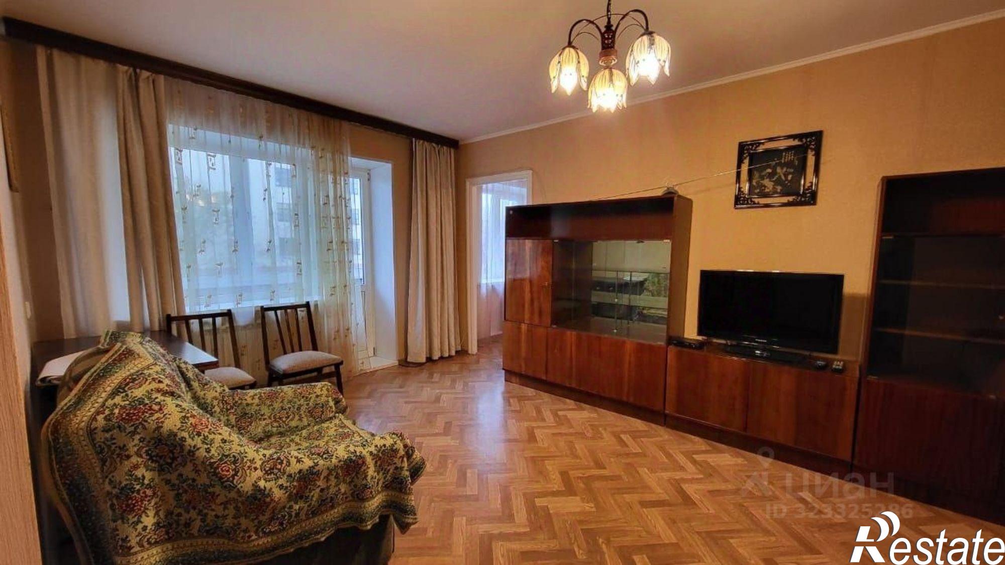 Сдать квартиру за 25 000 рублей на площадь Ленина, 4