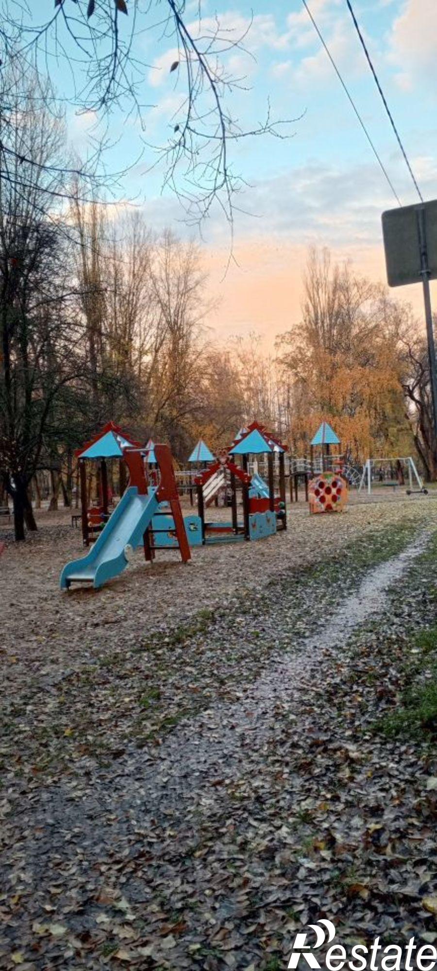 Купить квартиру за 2 800 000 рублей на улица Домостроителей, 37