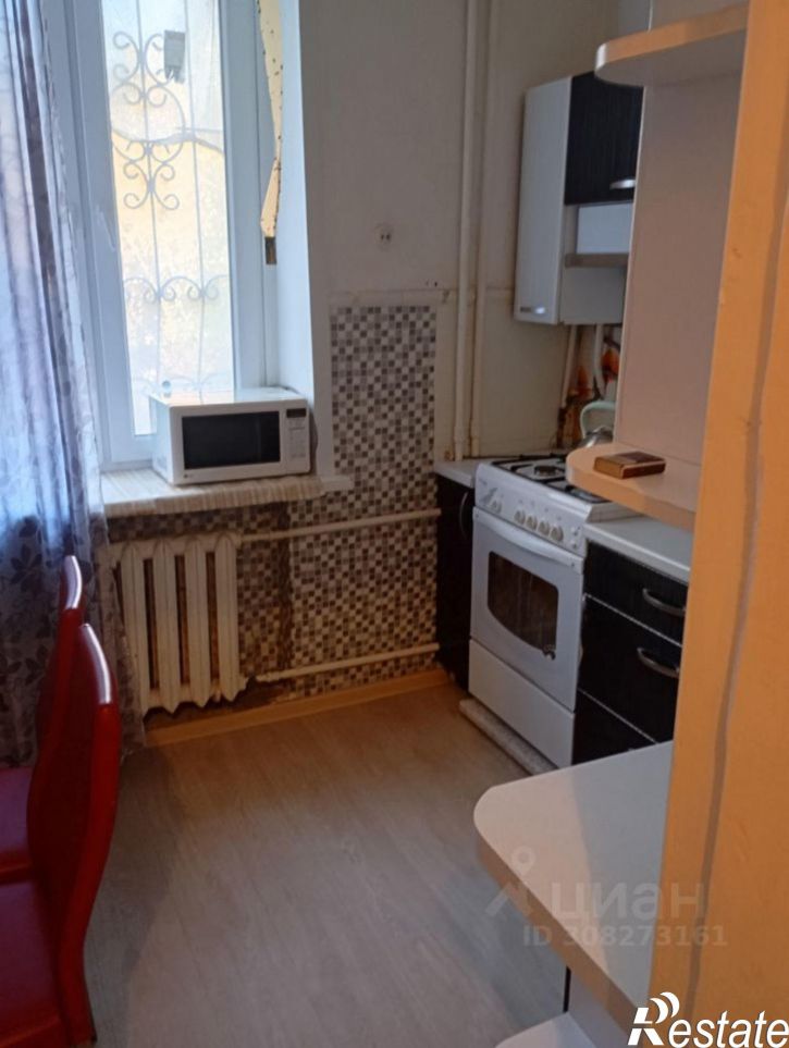 3-комн квартира улица Обручева, 5,  д. 5