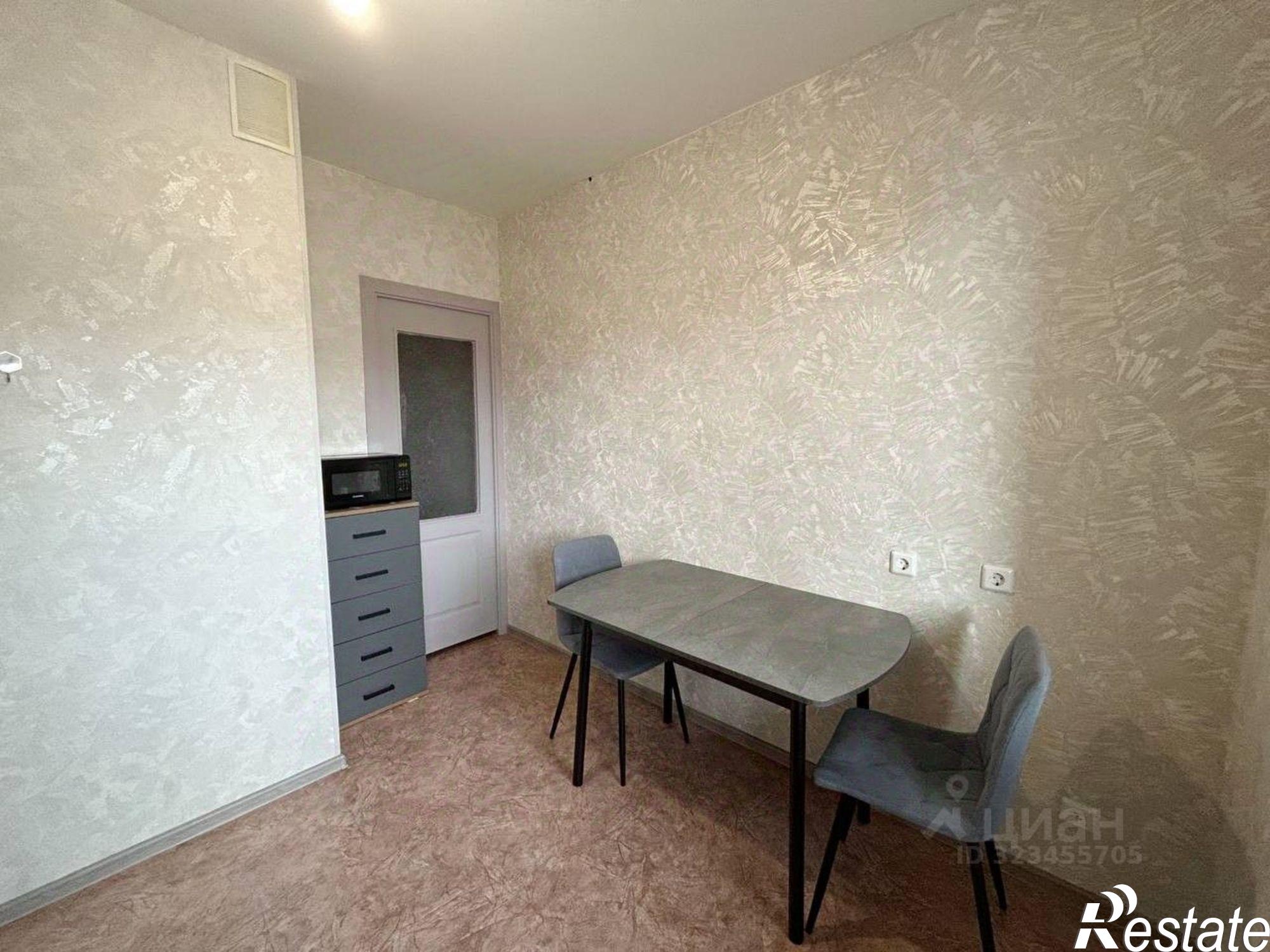 Купить квартиру за 3 650 000 рублей на ул Острогожская, 164/1