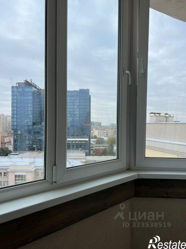 3-комн квартира ул Пятницкого, 65а,  д. 65а