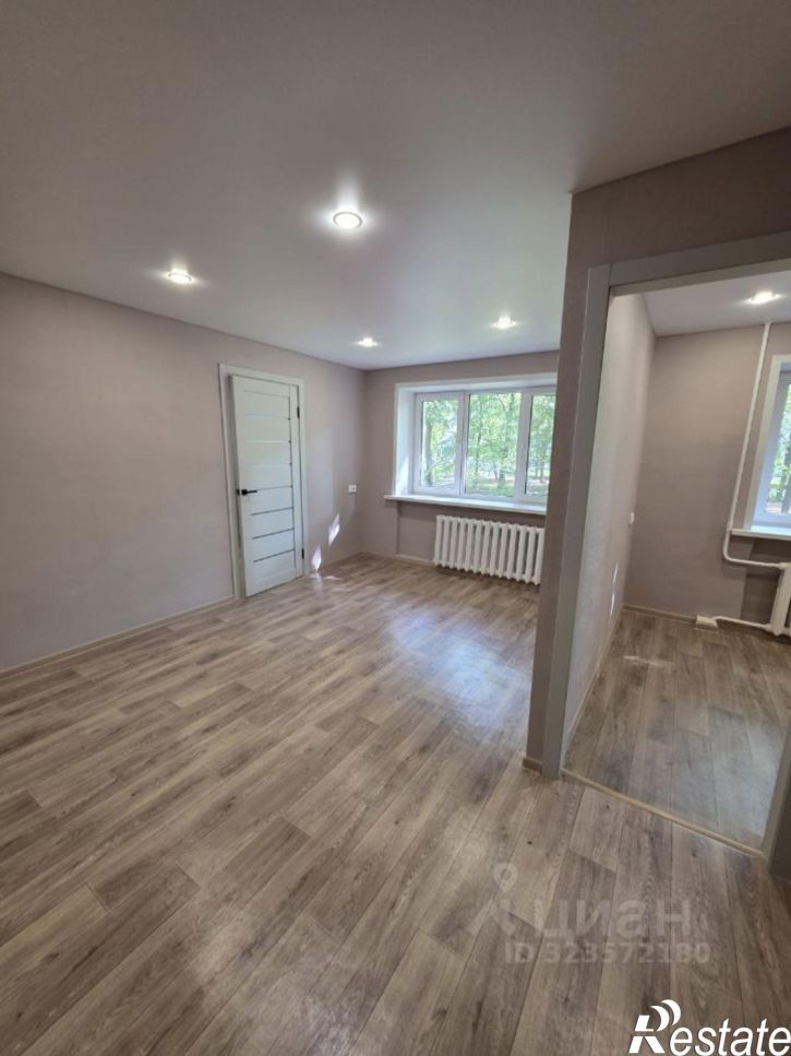 2-комн квартира улица Космонавтов, 12,  д. 12