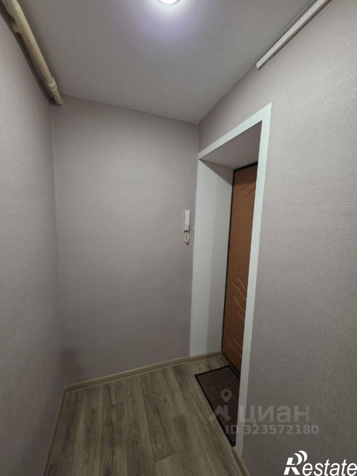 2-комн квартира улица Космонавтов, 12,  д. 12