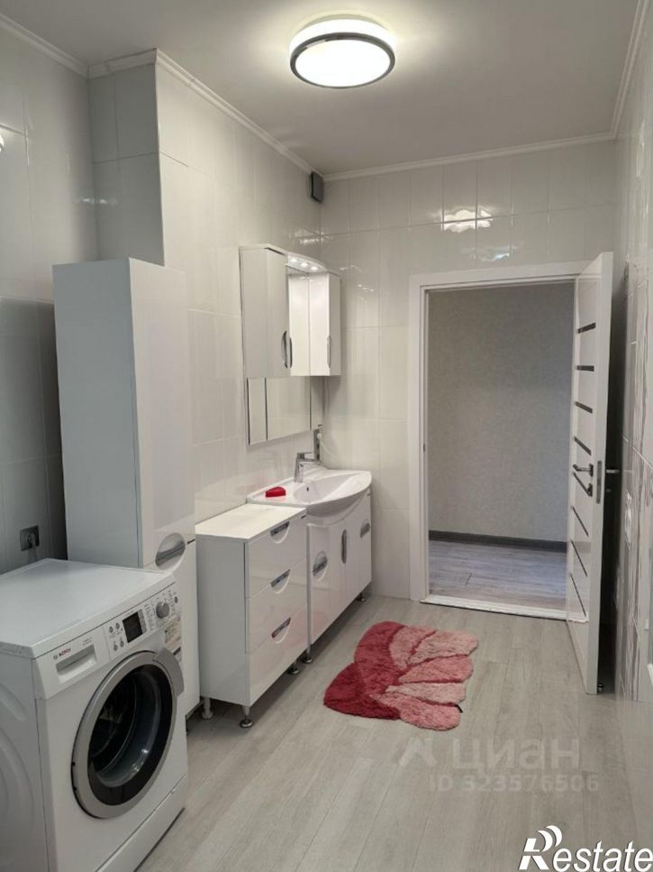 3-комн квартира улица Фридриха Энгельса, 33Е,  д. 33Е