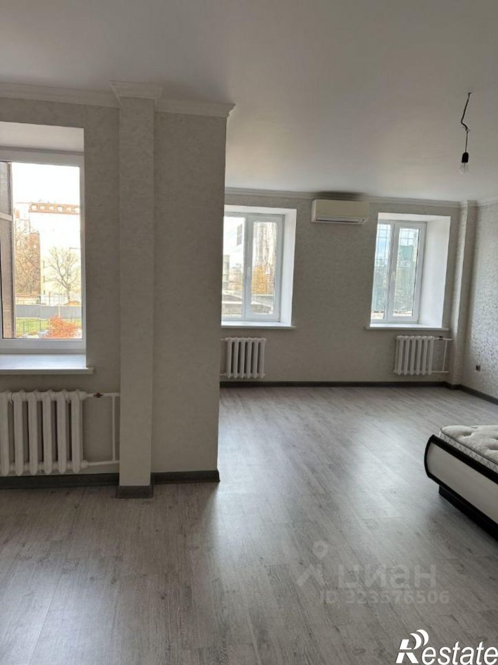 3-комн квартира улица Фридриха Энгельса, 33Е,  д. 33Е