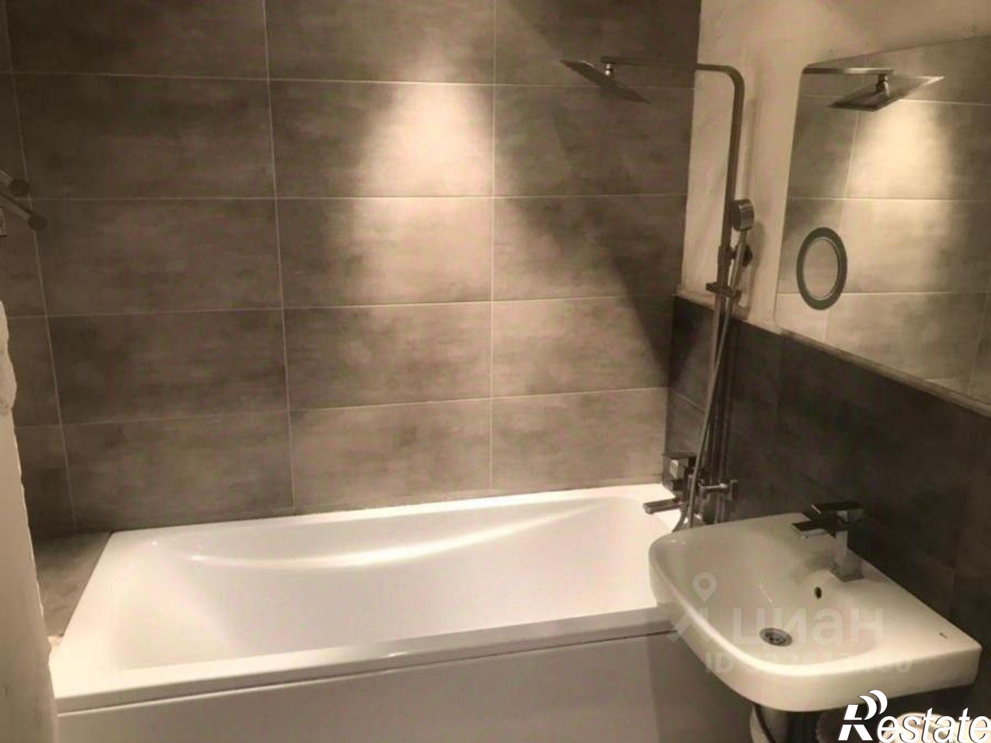 Сдать квартиру за 55 000 рублей на ул Челюскинцев, 101в