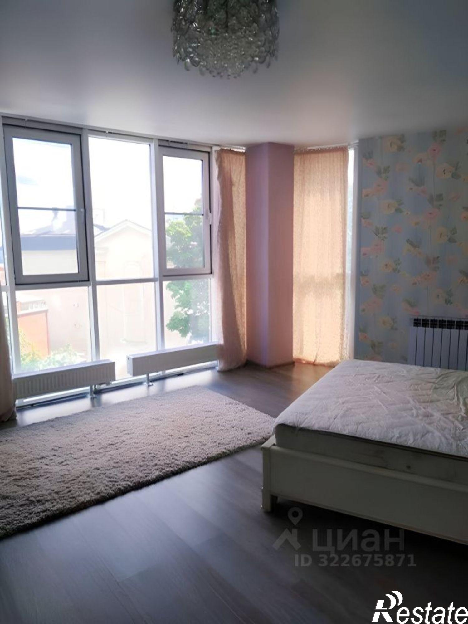 Купить квартиру за 32 000 000 рублей на ул Пятницкого, 65а