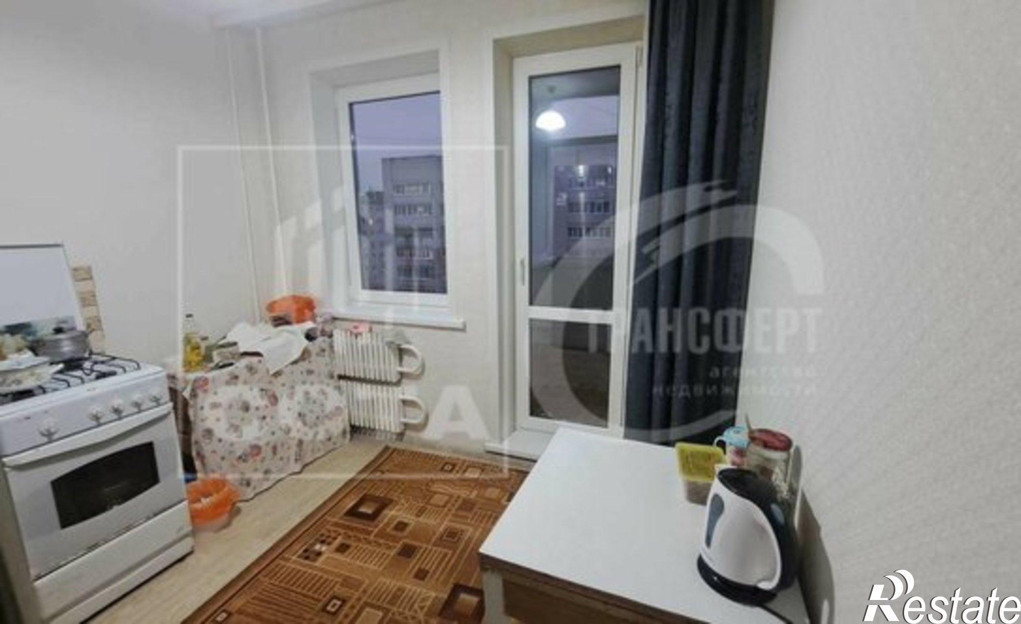 Купить квартиру за 3 300 000 рублей на Тепличная улица, 2