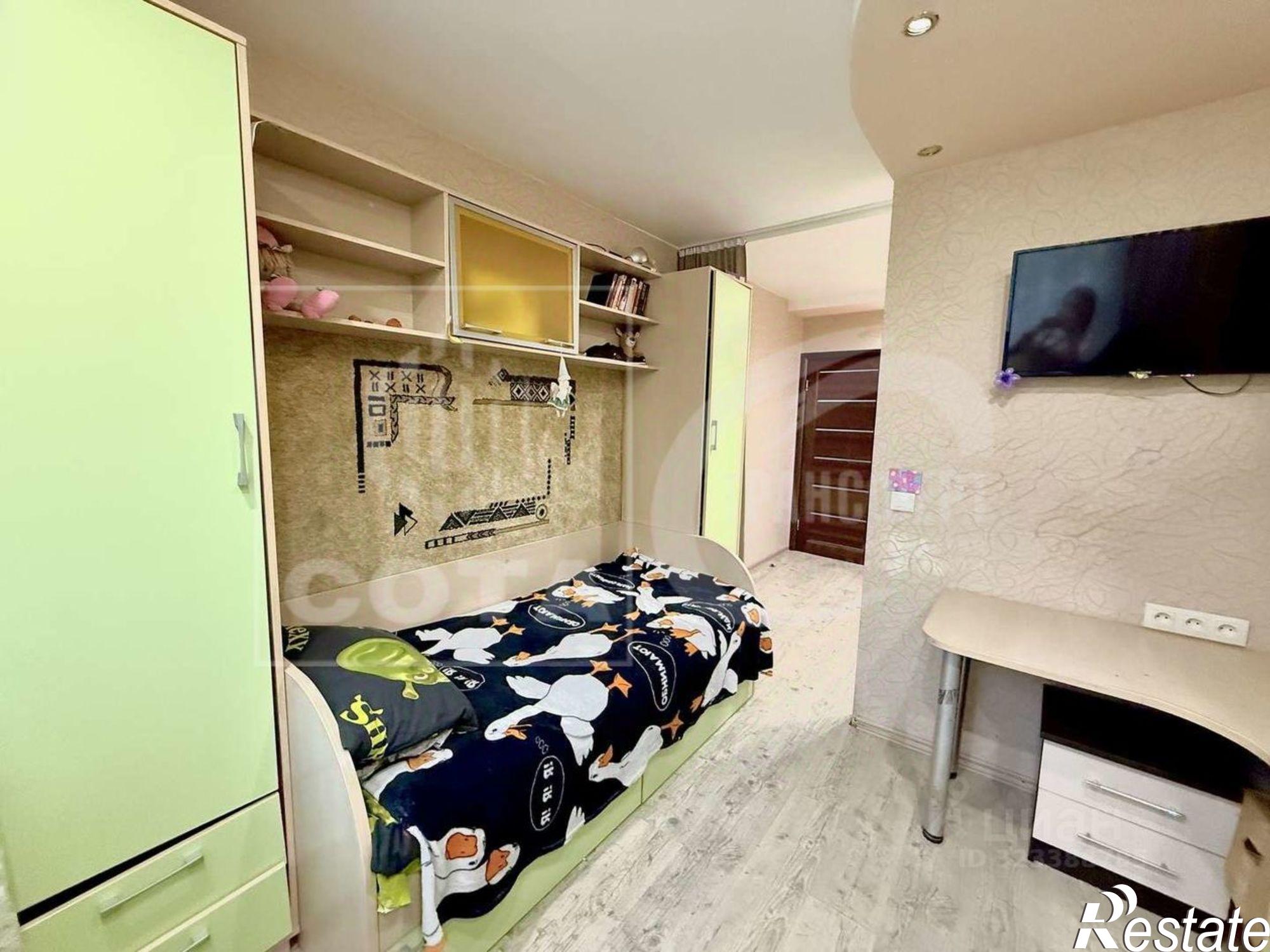 Купить квартиру за 4 070 000 рублей на ул Генерала Перхоровича, 5