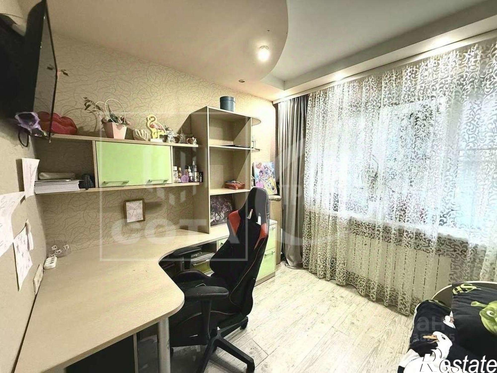 Купить квартиру за 4 070 000 рублей на ул Генерала Перхоровича, 5