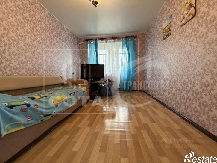 3-комн квартира ул Краснозвездная, 28,  д. 28