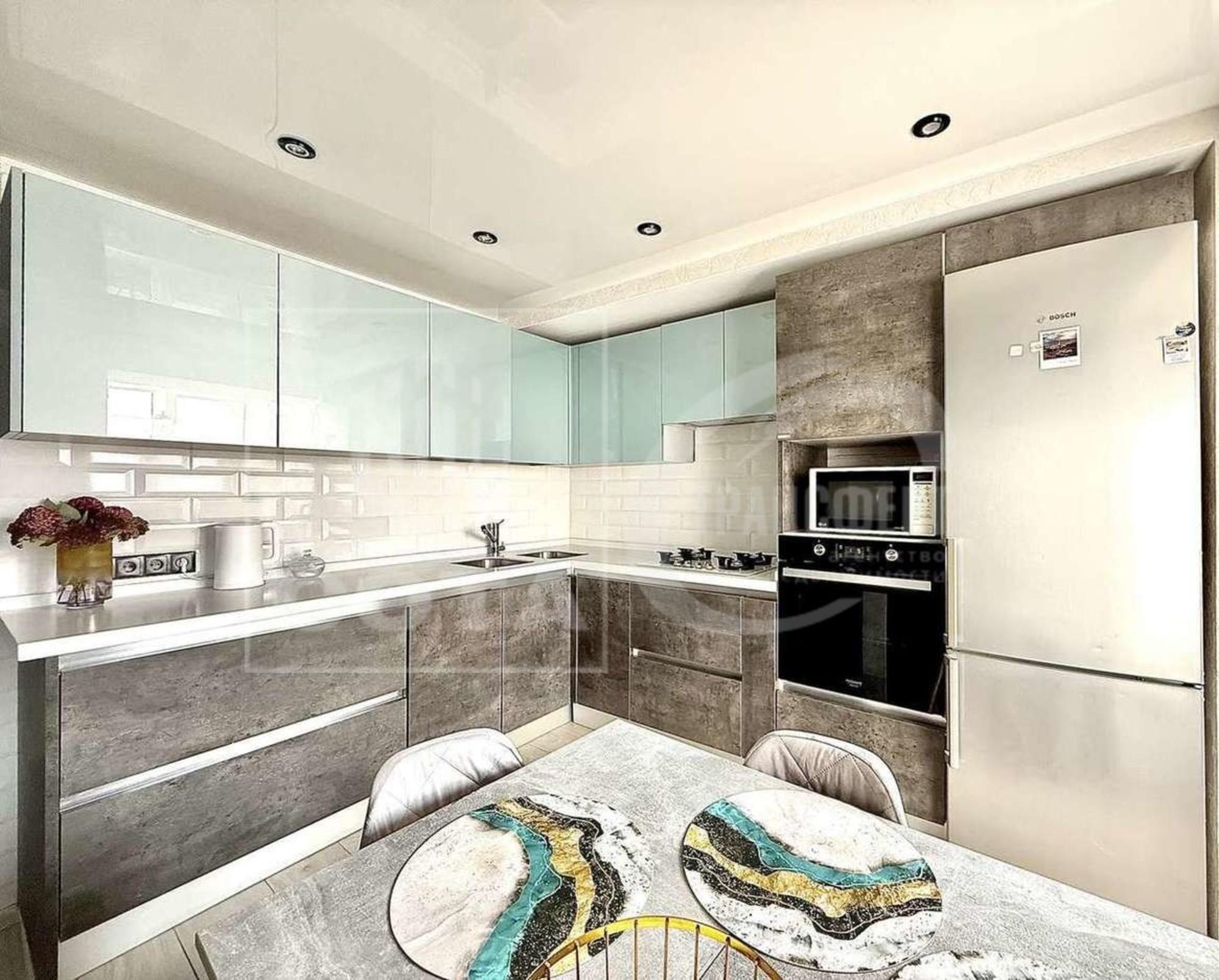 Купить квартиру за 7 100 000 рублей на Тепличная улица, 2 «Б»