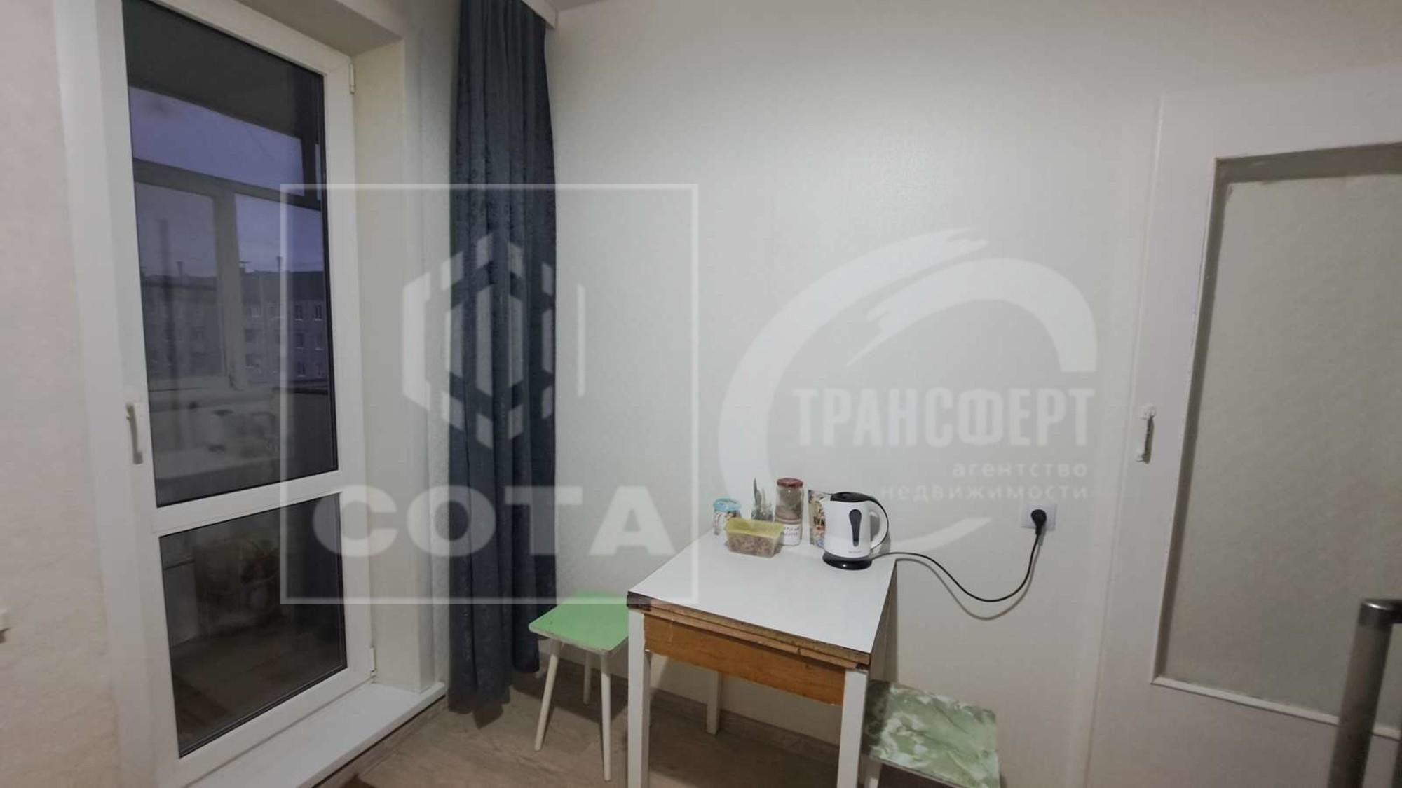 Купить квартиру за 3 300 000 рублей на Тепличная улица, 2