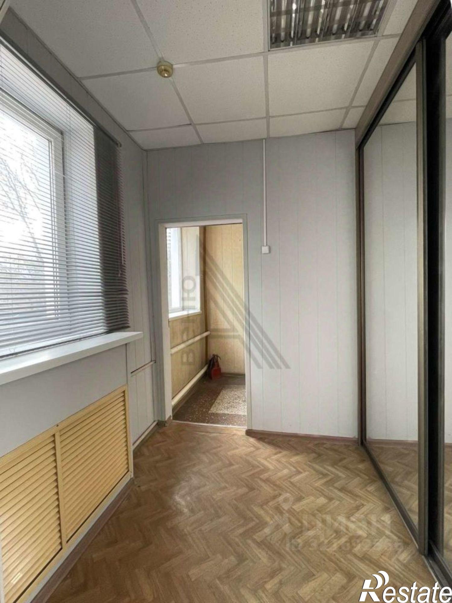 Сдать офис, помещение под офис за 28 002 рублей на проспект Труда, 139Д