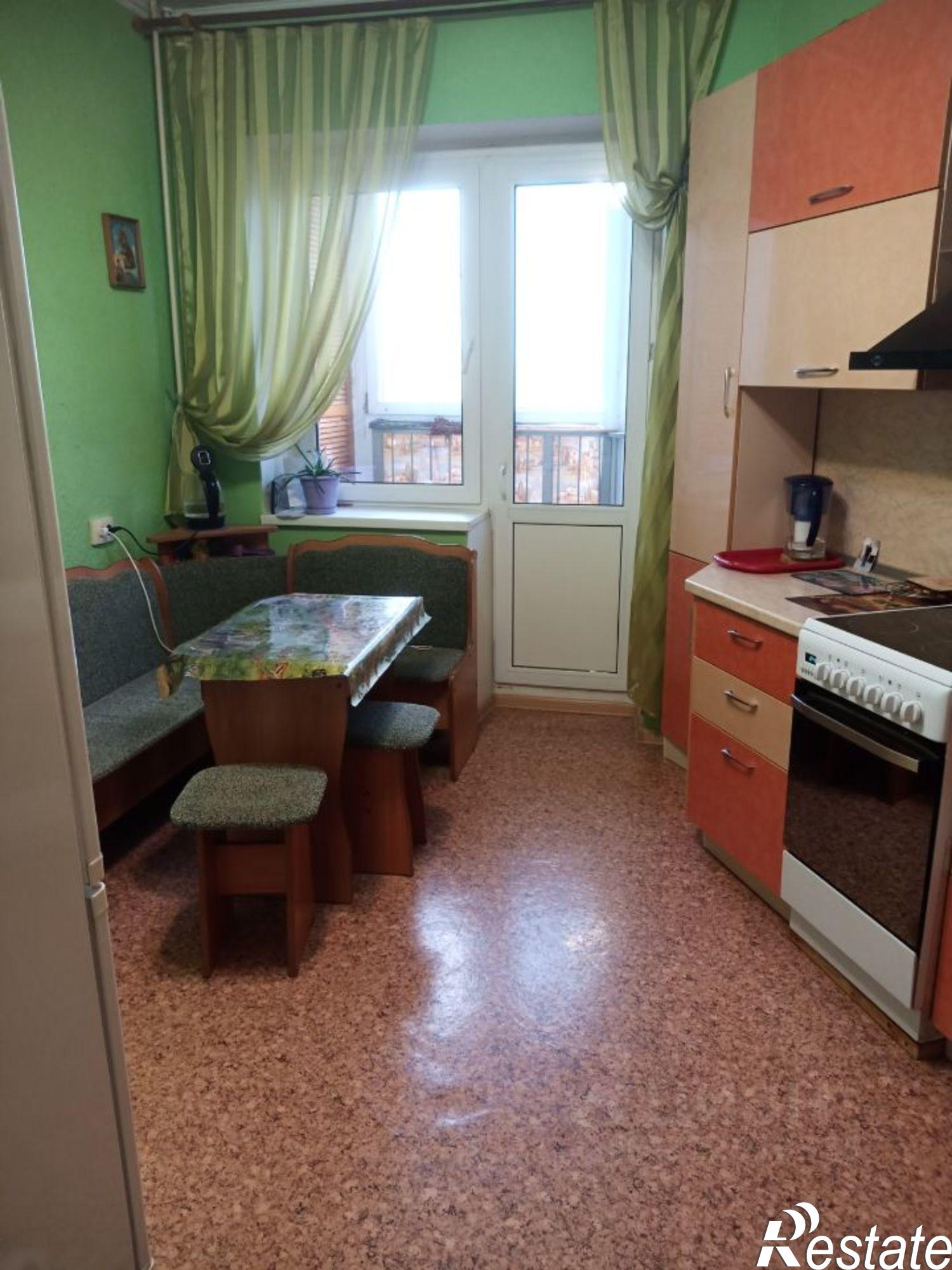 Сдать комнату за 12 000 рублей на улица Революции 1905 года, 80Б