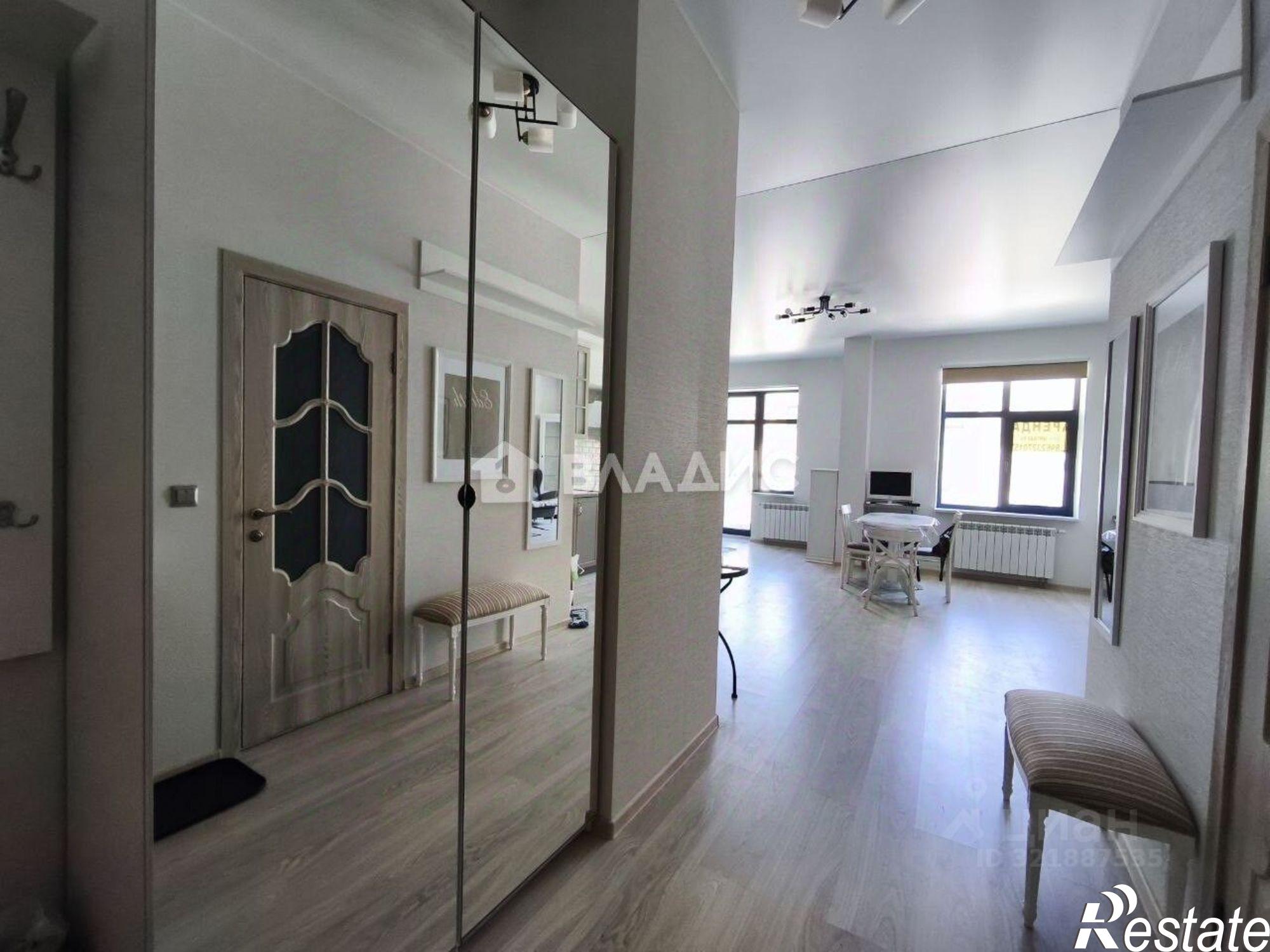 Сдать квартиру за 100 000 рублей на площадь Ленина, 6/1