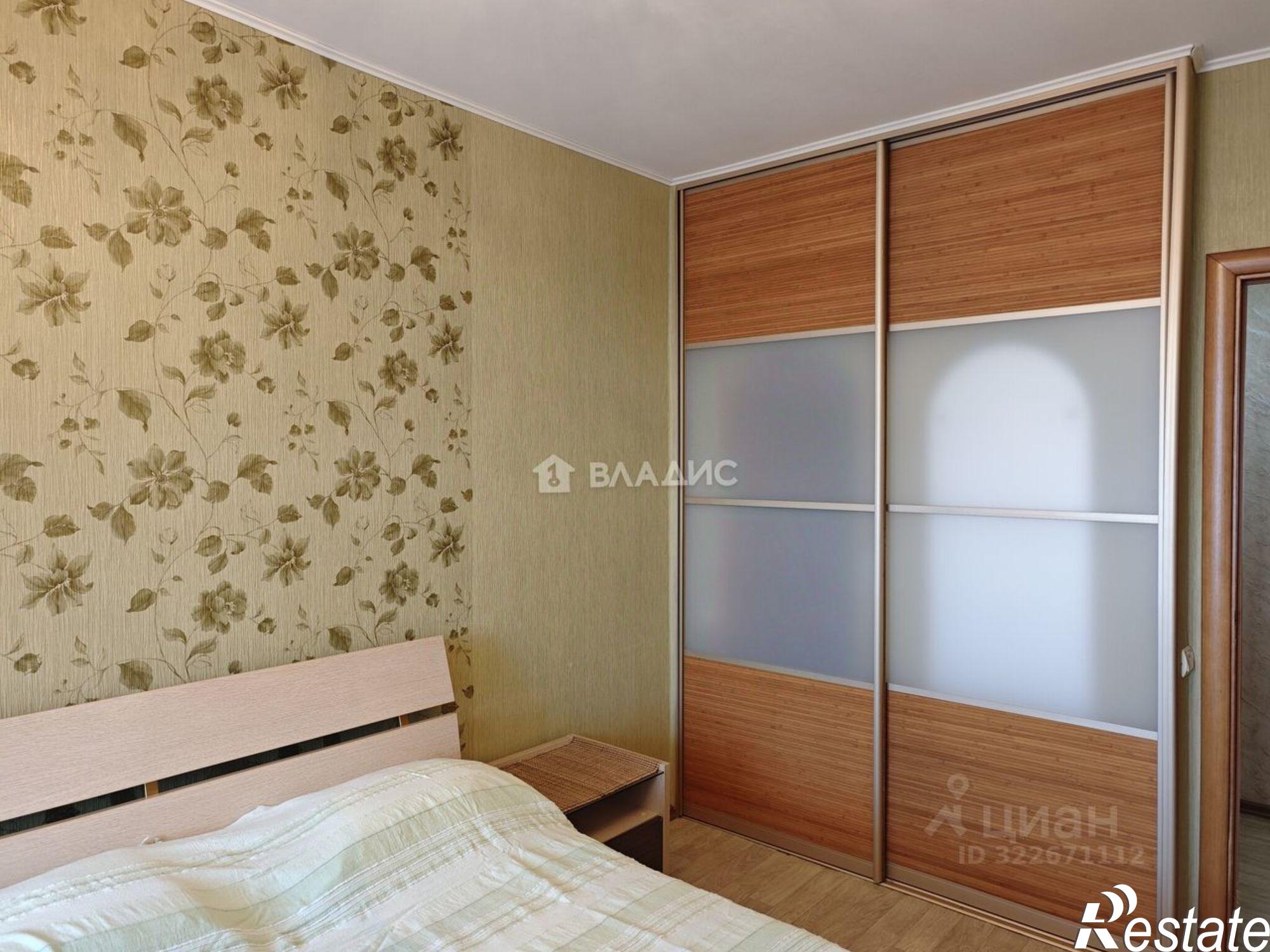 Сдать квартиру за 33 000 рублей на проспект Патриотов, 50В