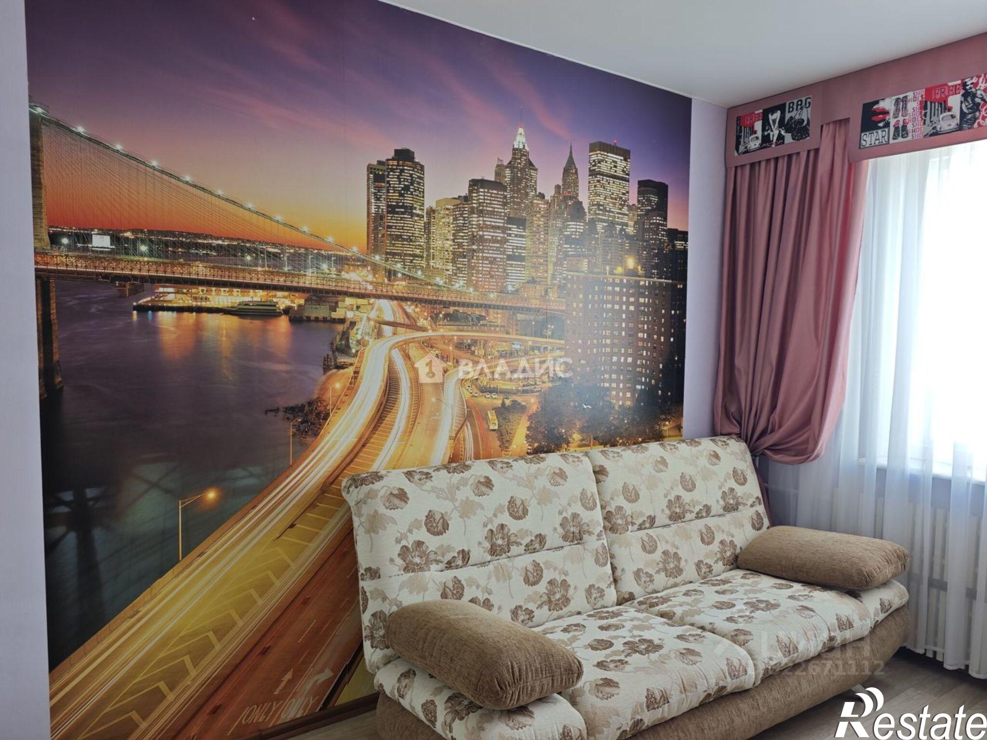 Сдать квартиру за 33 000 рублей на проспект Патриотов, 50В