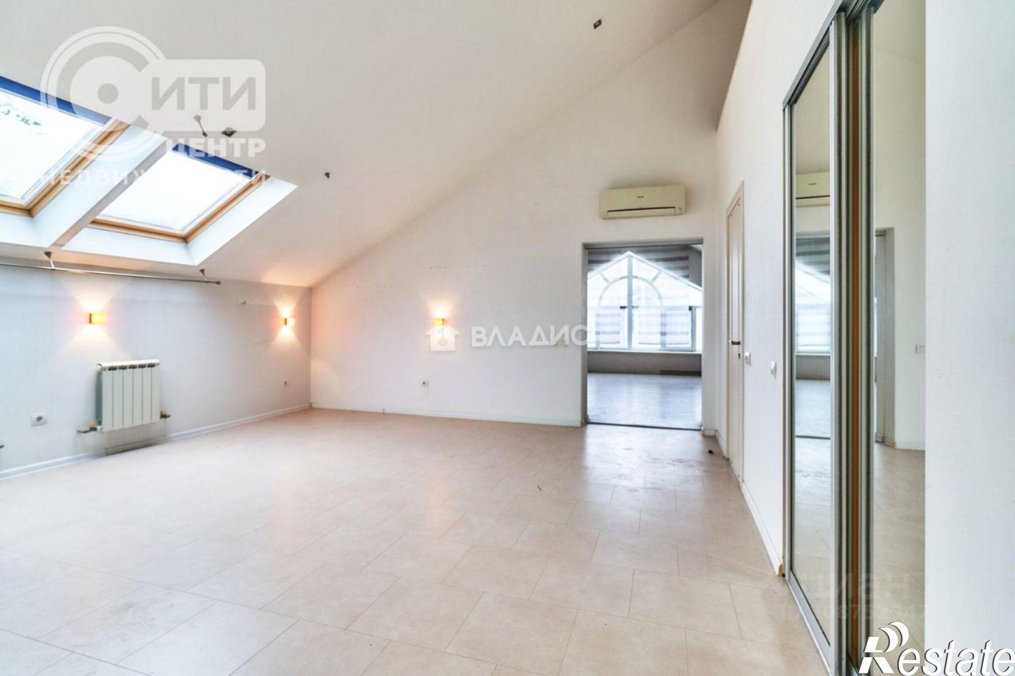 Купить квартиру за 11 990 000 рублей на Брянская улица, 67