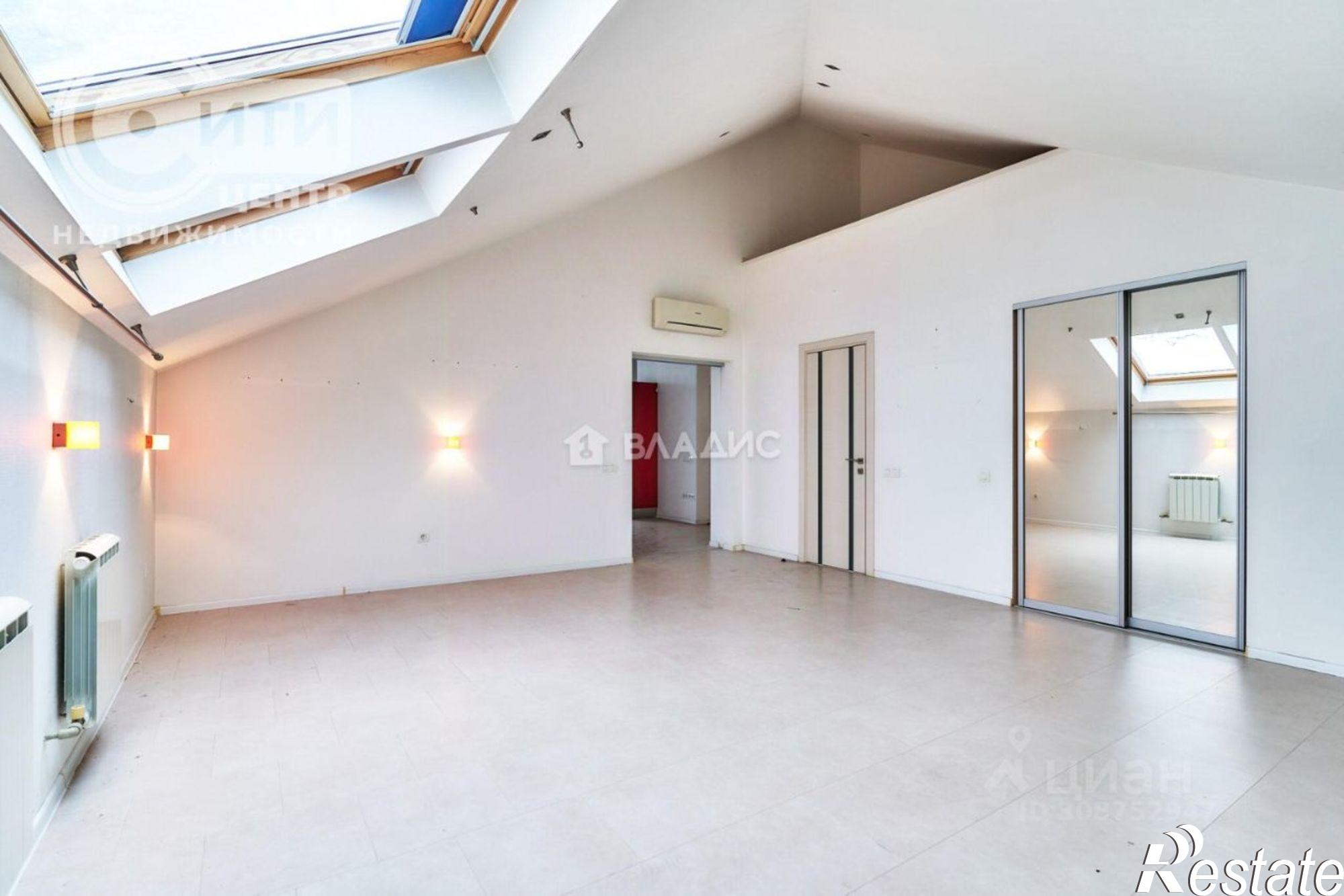 Купить квартиру за 11 990 000 рублей на Брянская улица, 67