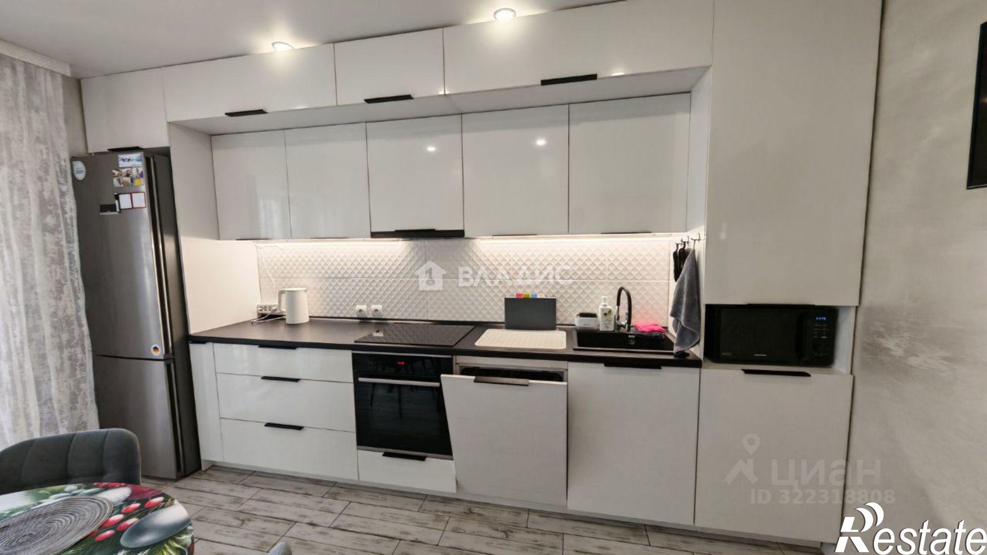 Купить квартиру за 7 800 000 рублей на Острогожская улица, 170/1